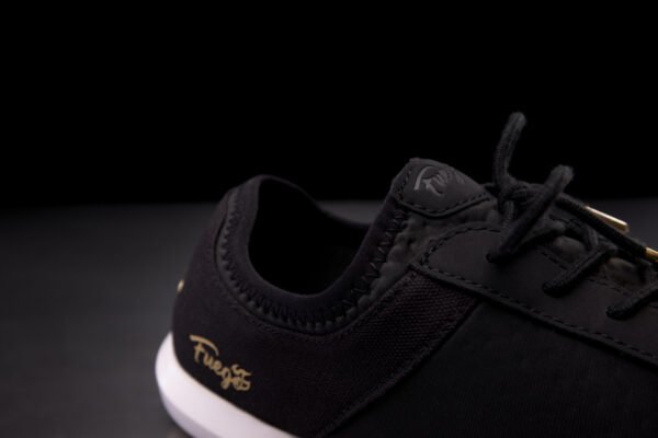 Fuego dansesko Split-Sole Black