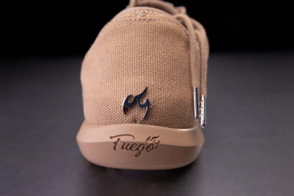 Fuego dansesko Split-Sole Latte