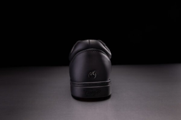 Fuego dansesko Low-Top AllBlack