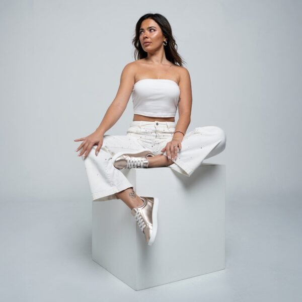 Fuego dnasesko modell Low Top Rose Gold